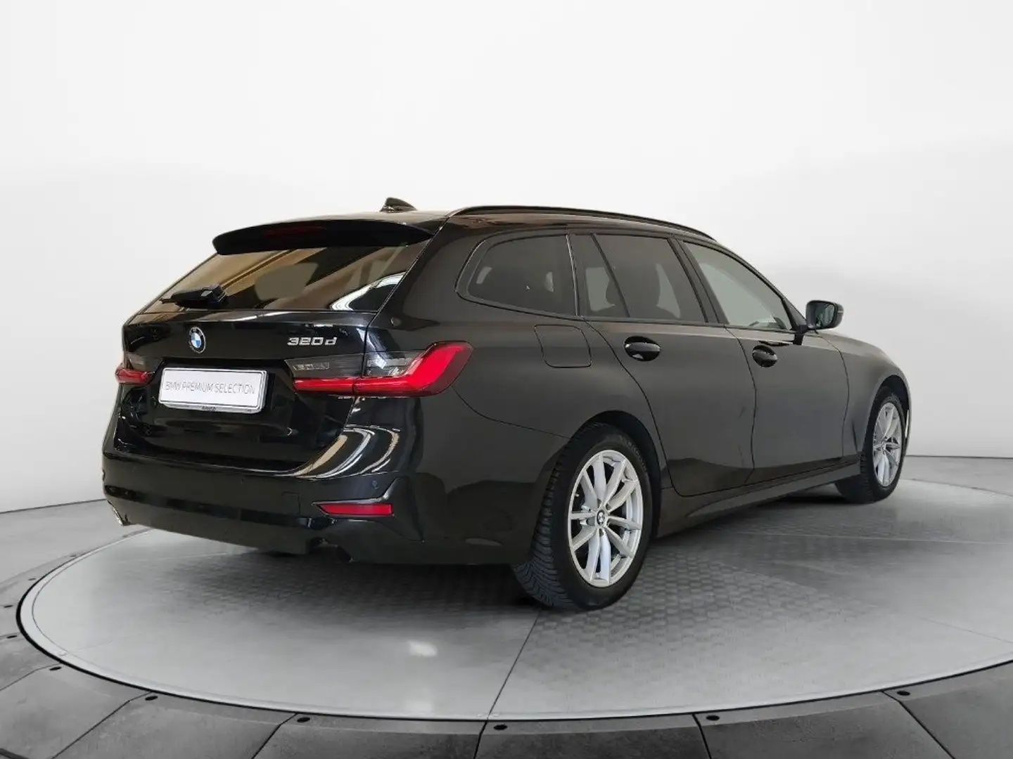 BMW 320 d xDrive Touring Business Advantage Noir - 2