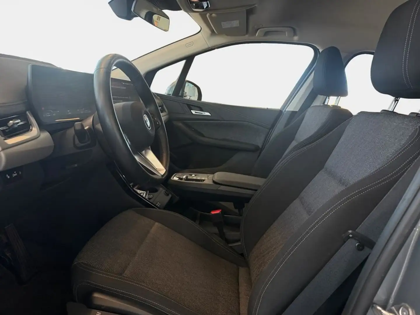 BMW 225 Grau - 2