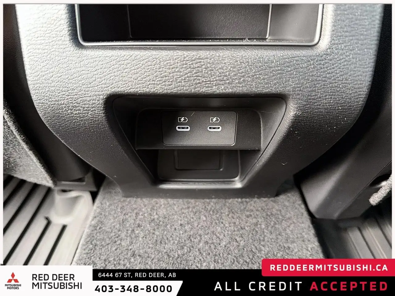 Mitsubishi Outlander снимка Mitsubishi Outlander
