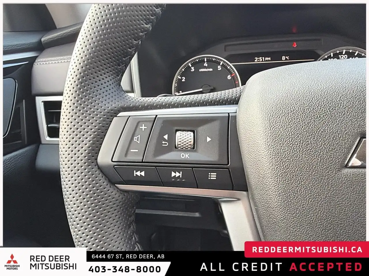 Mitsubishi Outlander снимка Mitsubishi Outlander