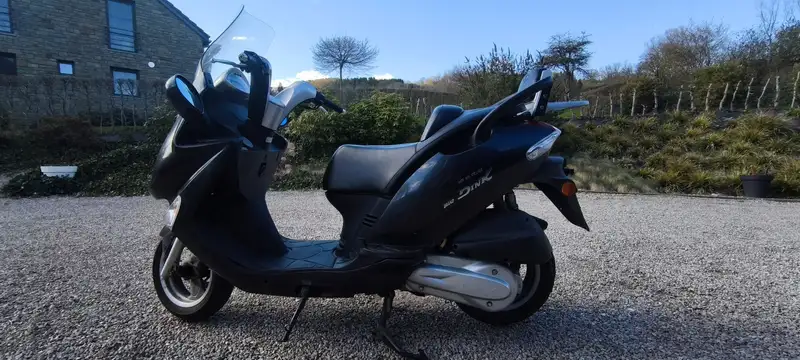 Kymco Grand Dink 250 - foto 2