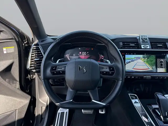 DS Automobiles DS 7 view 13