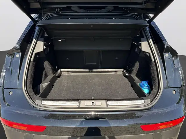 DS Automobiles DS 7 view 7