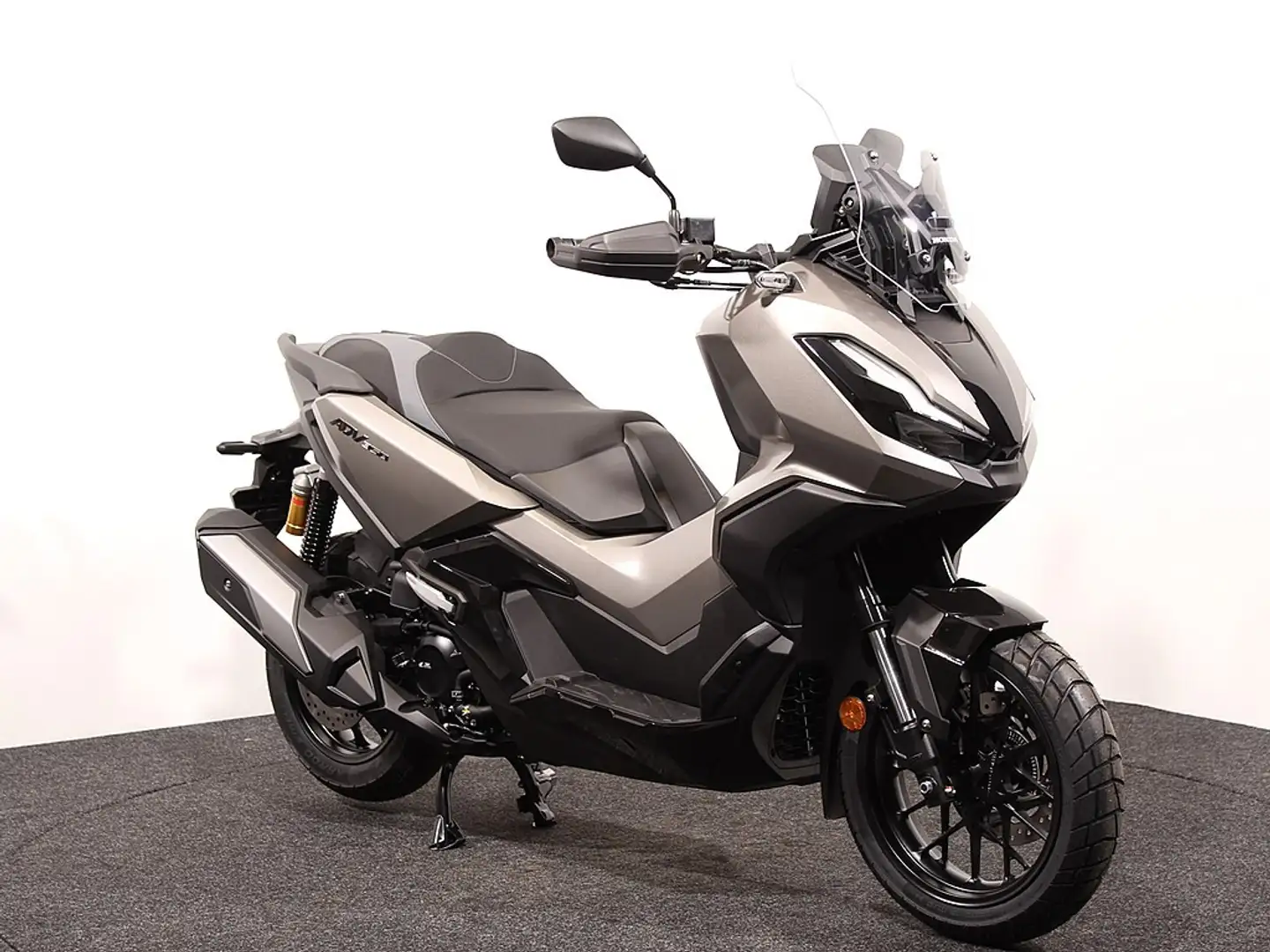 Honda ADV 350 A Negro - 2