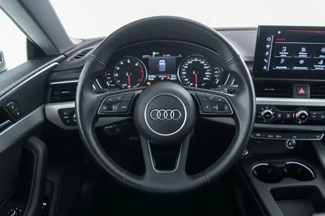 Audi A5 view 6