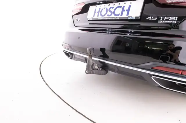 Audi A5 view 11