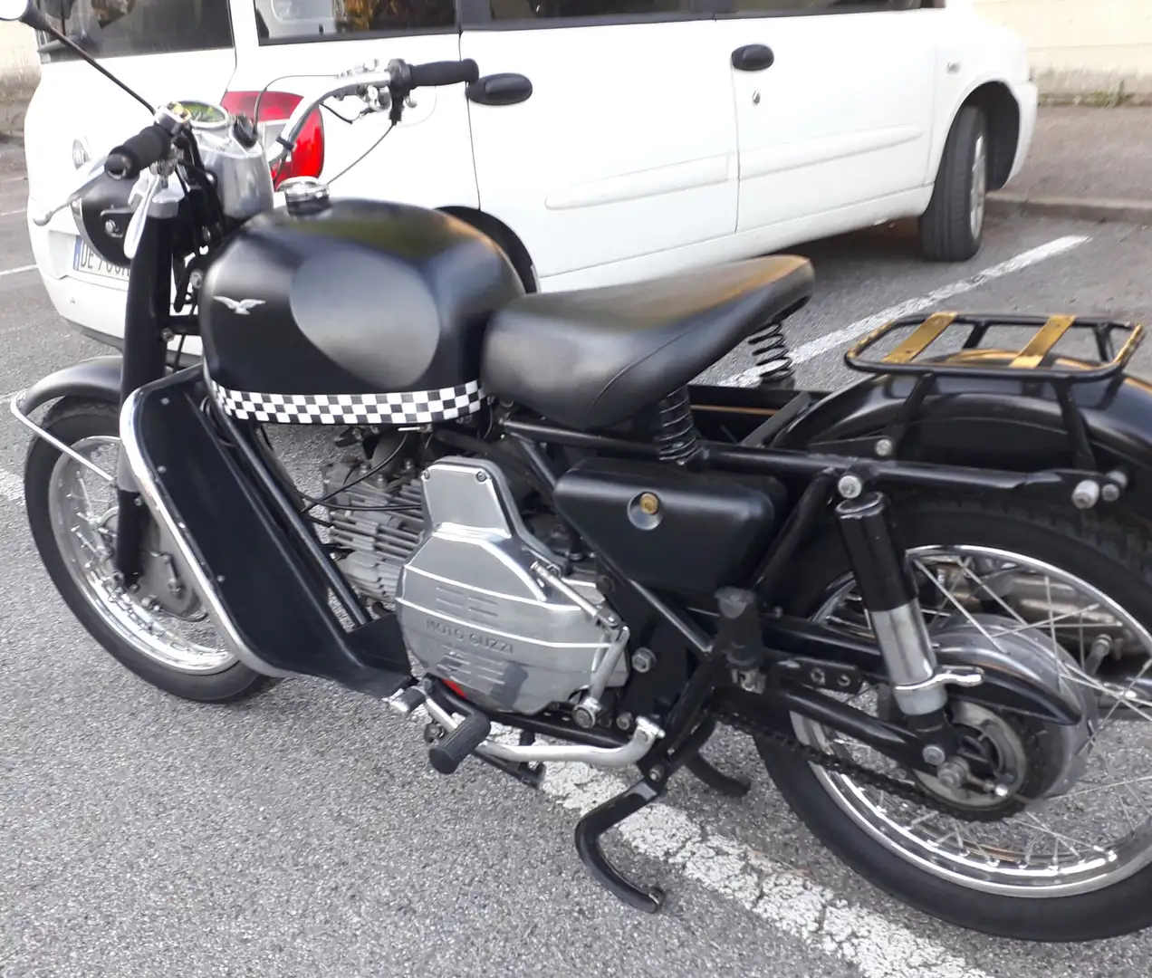 Moto Guzzi Nuovo Falcone Ex militare Black - 1