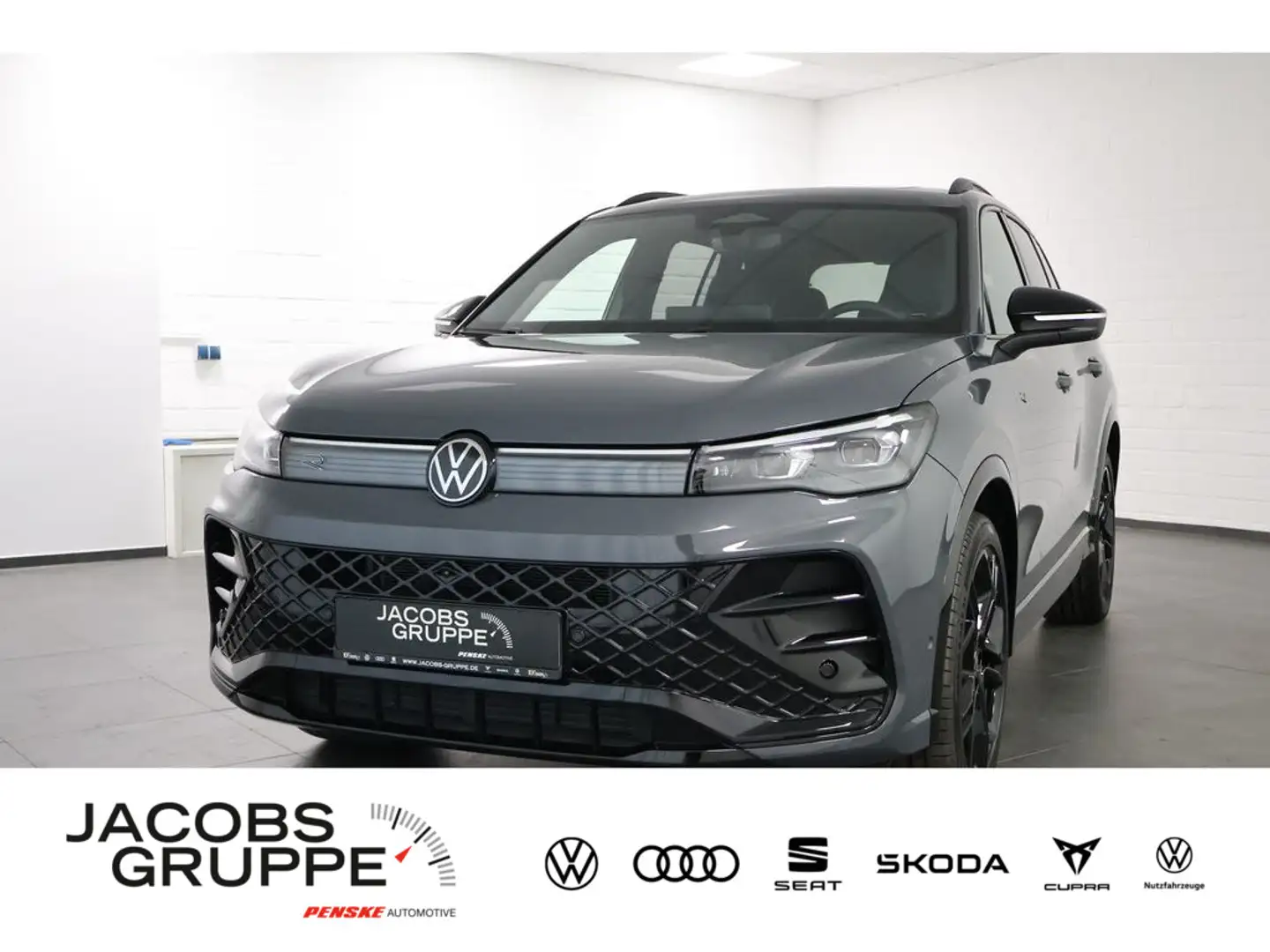 Volkswagen Tiguan 2.0 TDI 4M R-Line "Black Style" DSG,Na Grau - 2