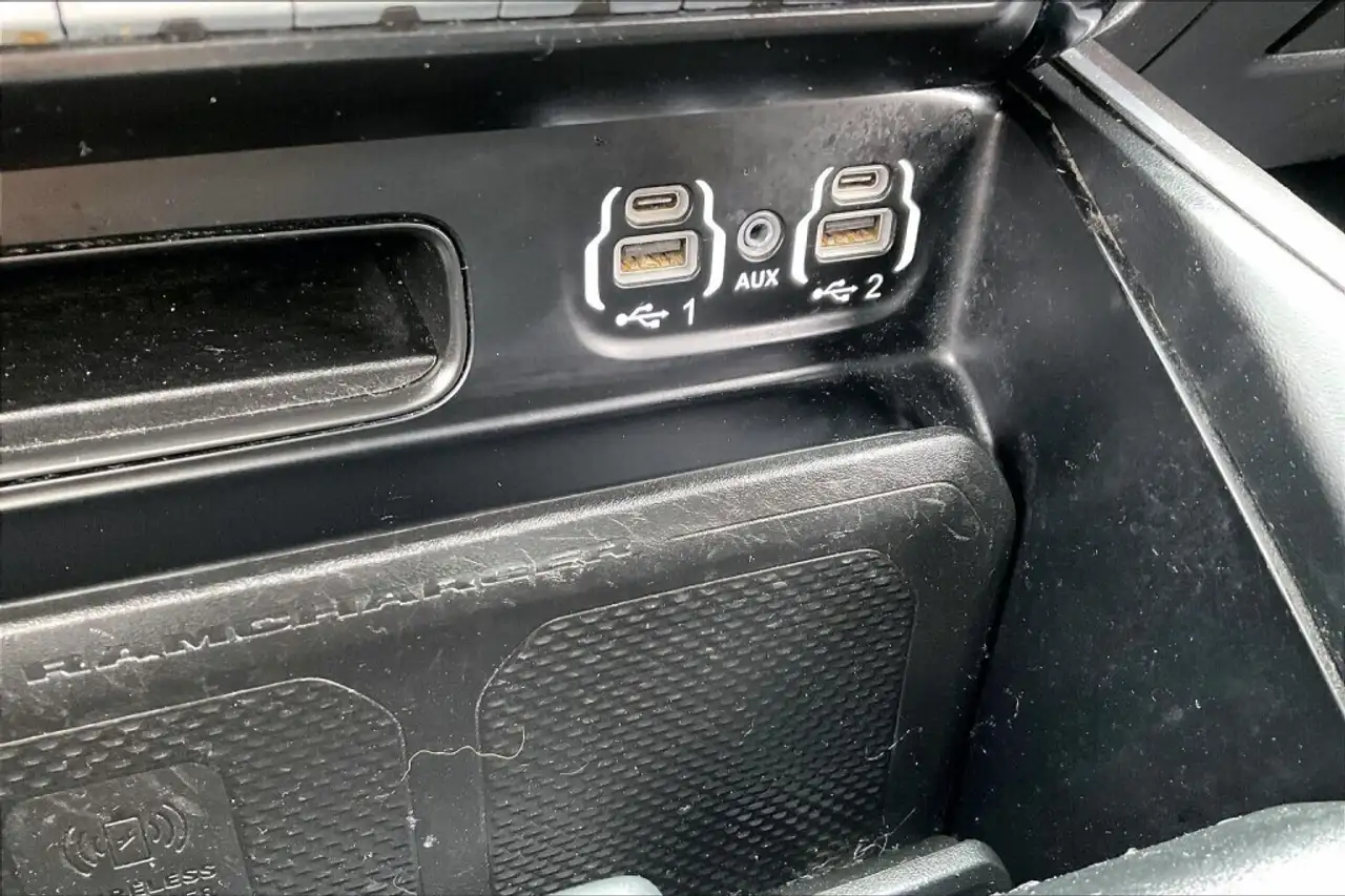 RAM 3500 photo RAM 3500