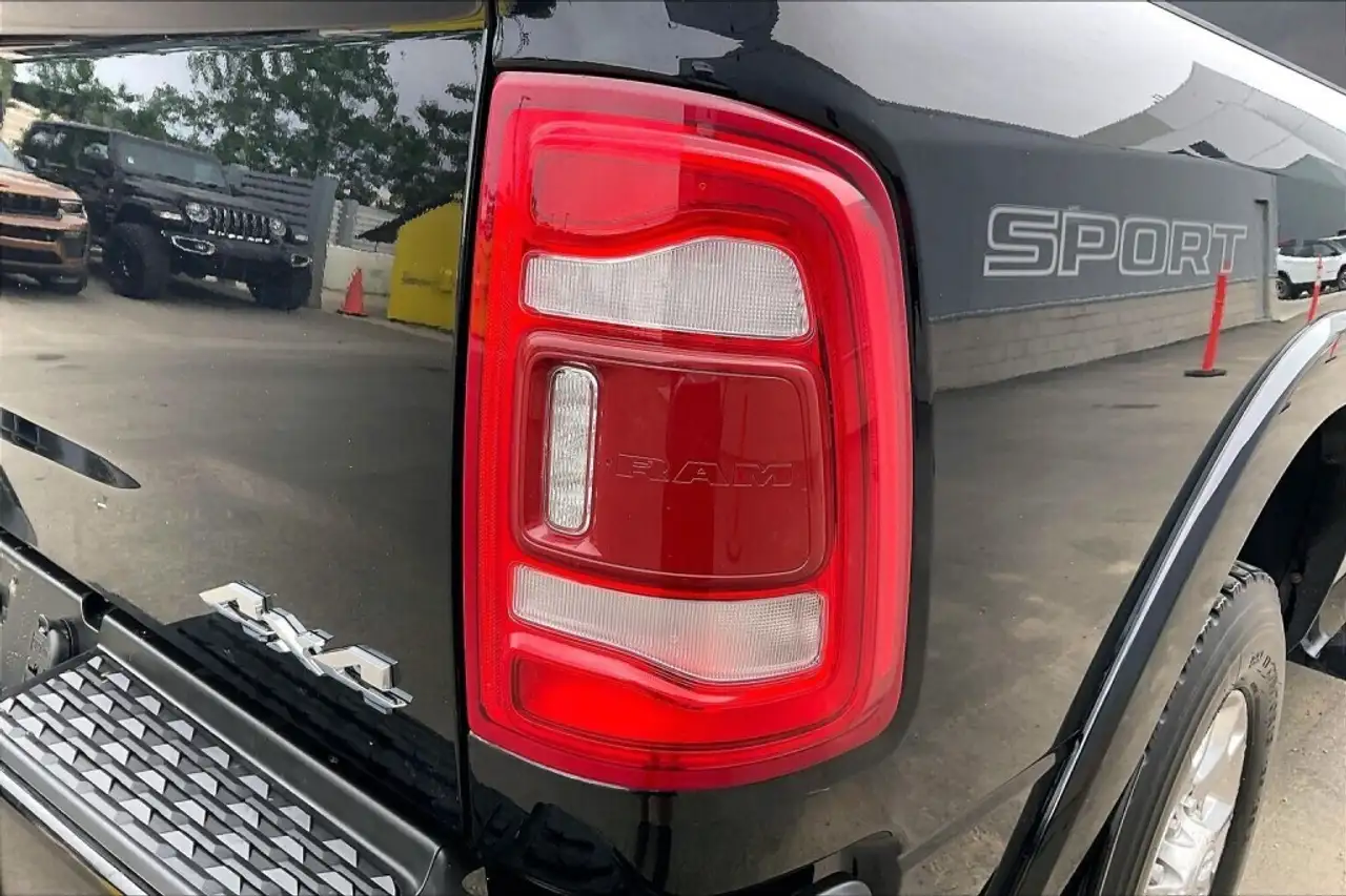 RAM 3500 photo RAM 3500