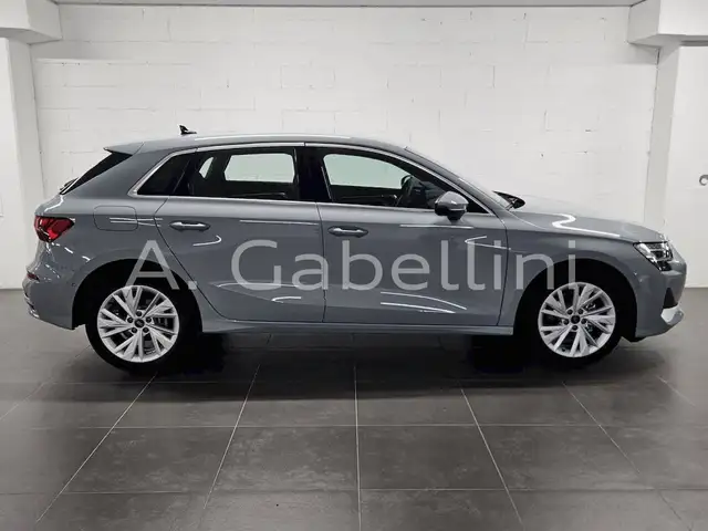 Audi A3 view 3