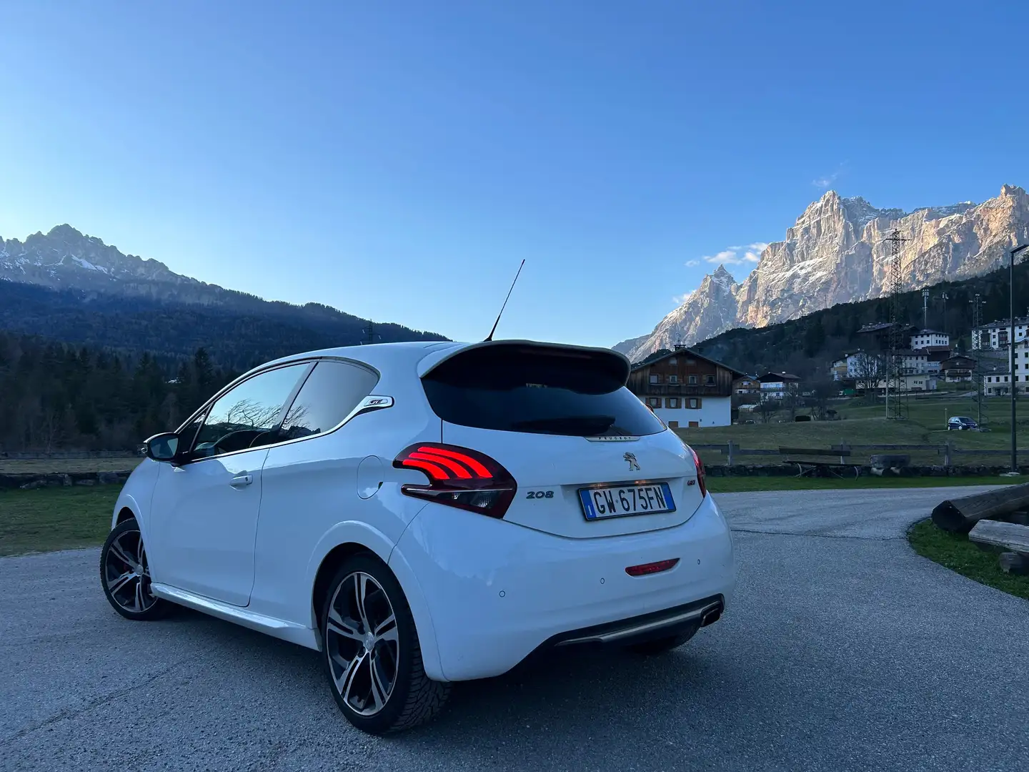 Peugeot 208 208 I 2012 3p 1.6 thp 16v Gti 200cv Bianco - 1