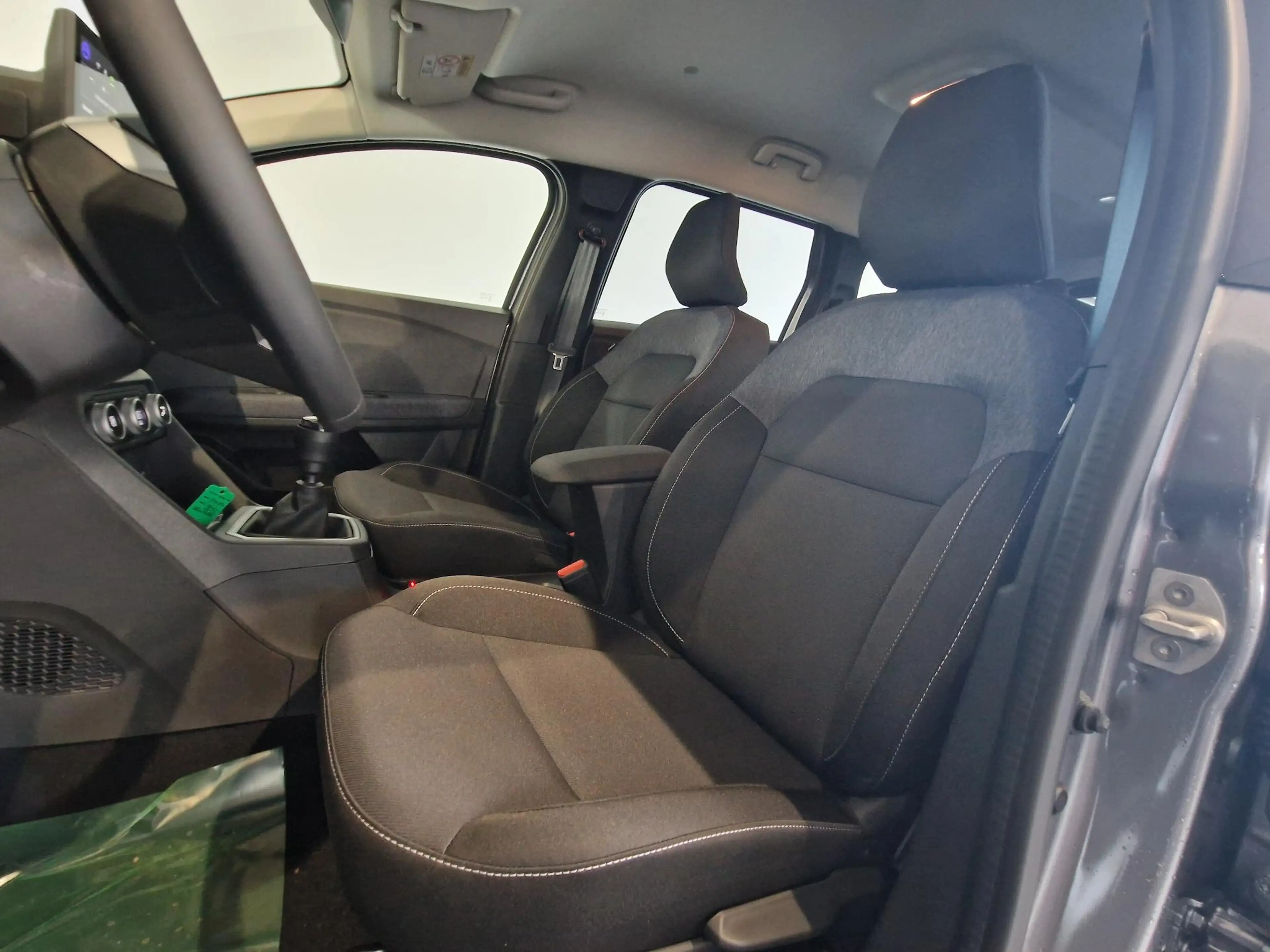 Dacia Jogger 1.0 TCe 110 expression 7p. NIEUW VOORRAADKORTING P — photo 8