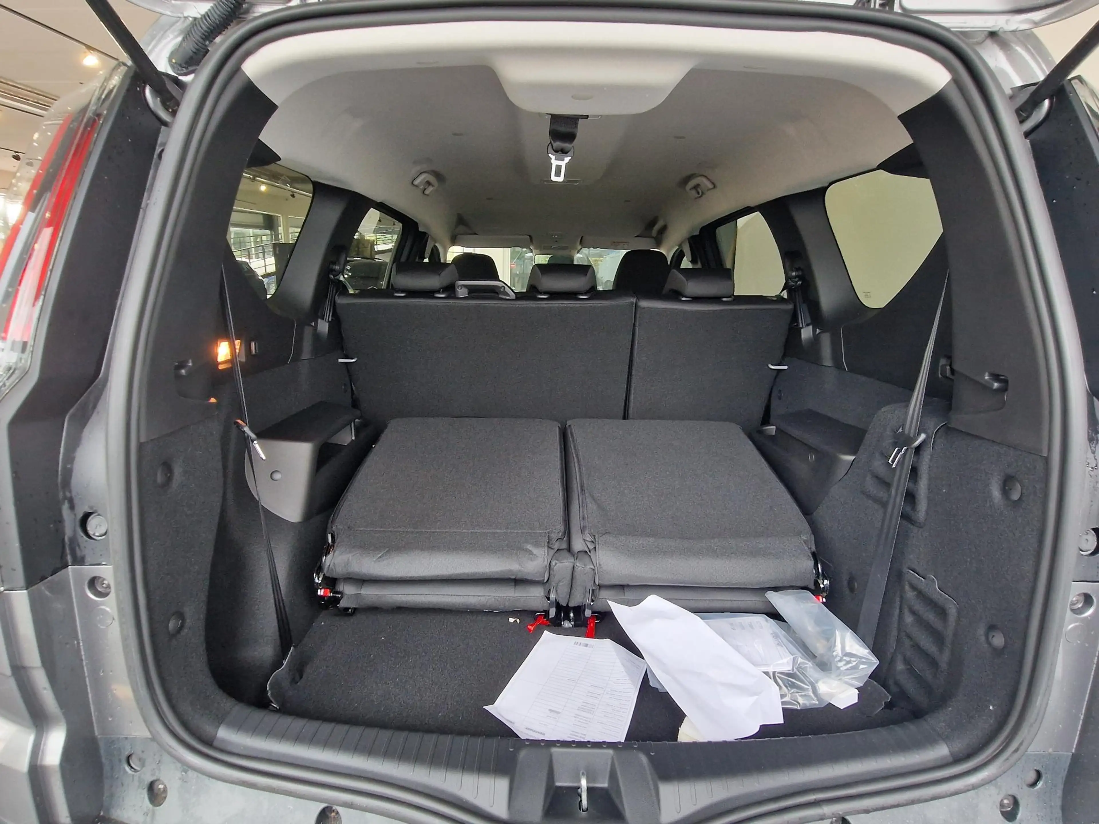 Dacia Jogger 1.0 TCe 110 expression 7p. NIEUW VOORRAADKORTING P — photo 9