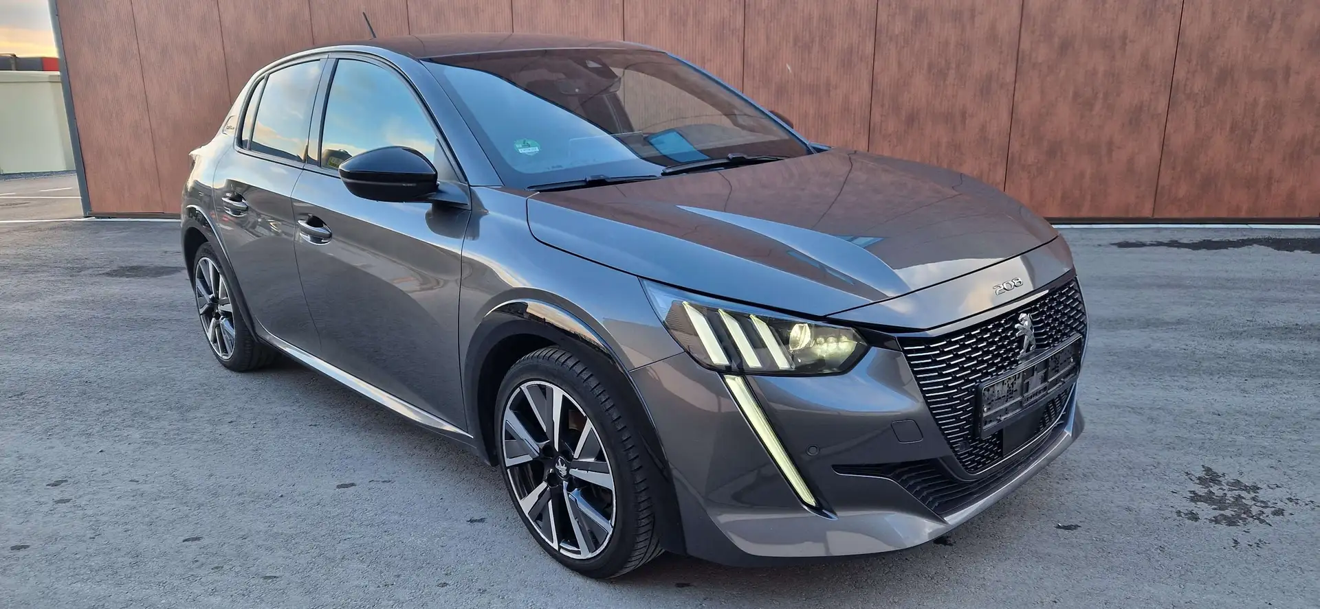 Peugeot 208 II GT Line, 1.5 hdi 102 ch Gris - 1