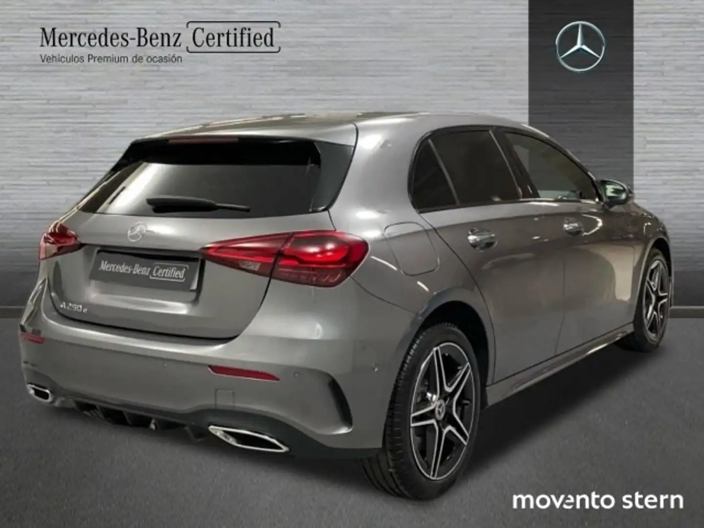 Mercedes-Benz A 250 250e Progressive Line Advanced 8G-DCT Gris - 2
