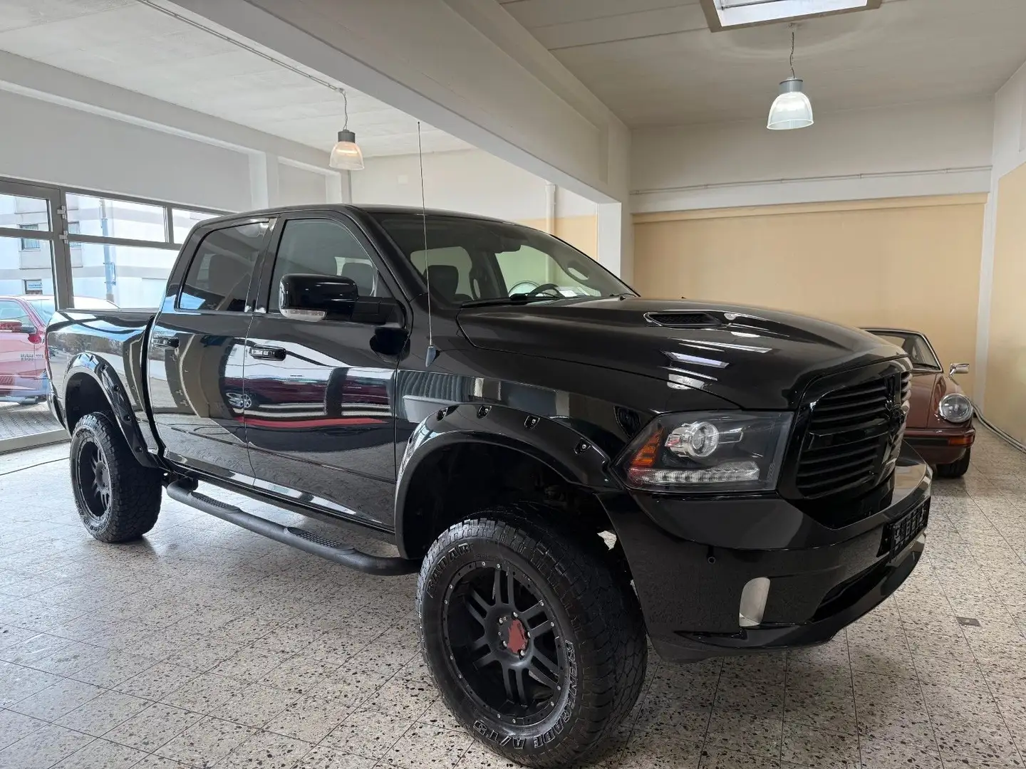 Dodge RAM 1500  V8 5.7*SPORT*HÖHER*UNFALLFREI-BRD* Black - 1