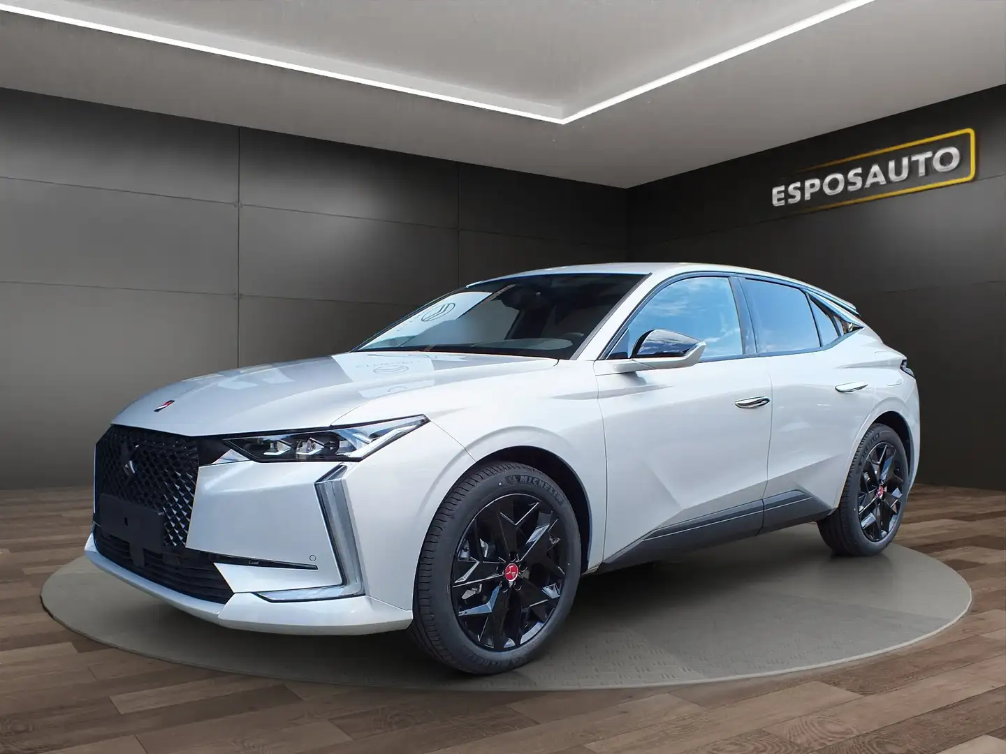 DS Automobiles DS 4 Plug-In Hybrid 225 Perf.-Line ETENSE Gris - 1
