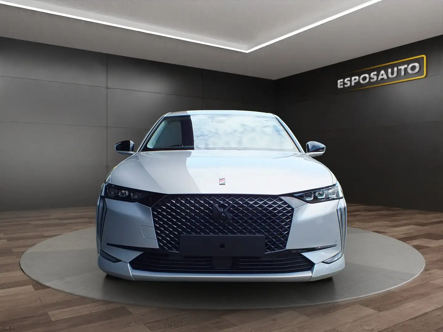 DS Automobiles DS 4 Plug-In Hybrid 225 Perf.-Line ETENSE Gris - 2