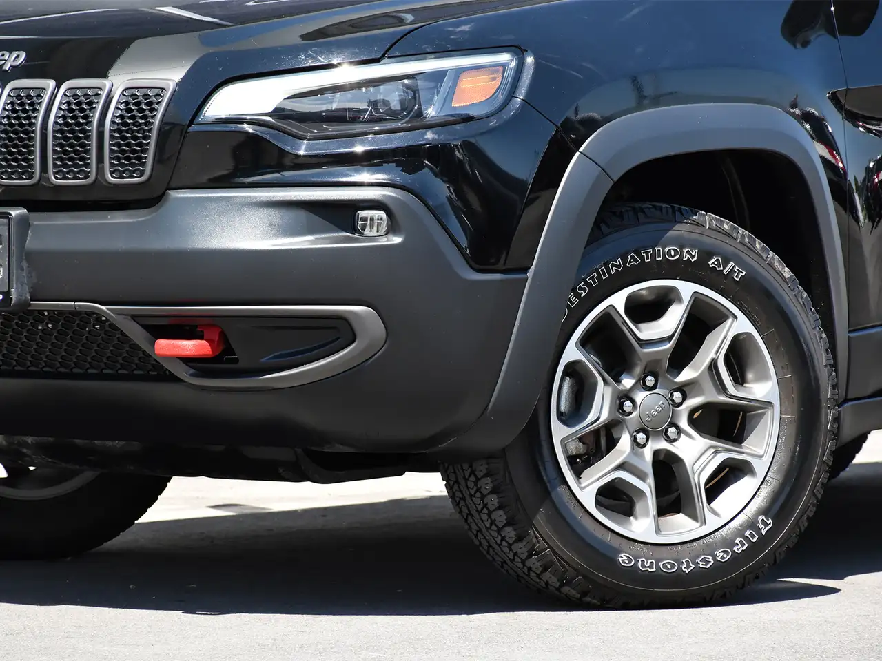 Jeep Cherokee снимка Jeep Cherokee