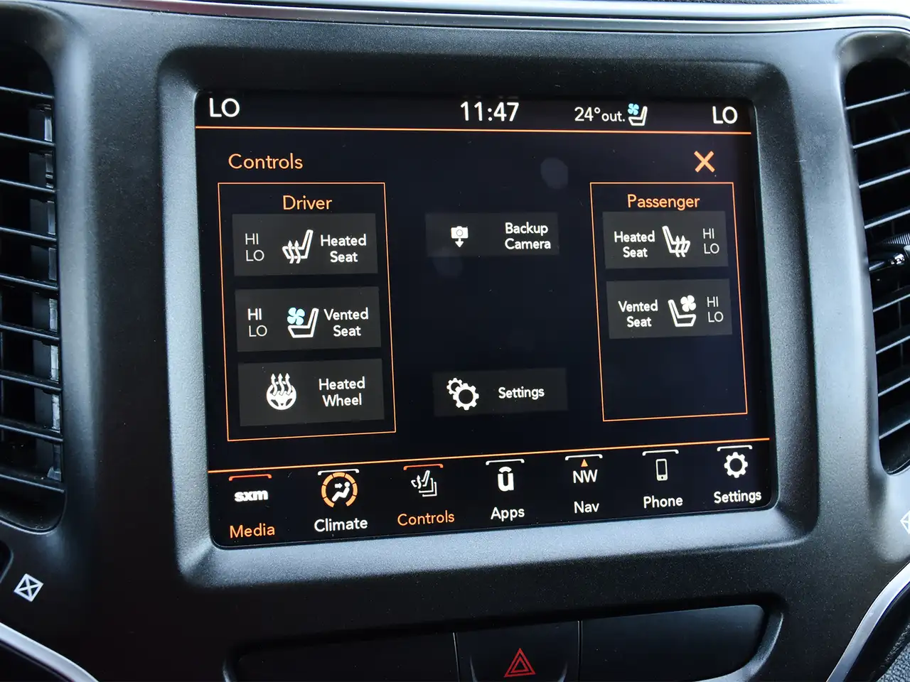 Jeep Cherokee снимка Jeep Cherokee