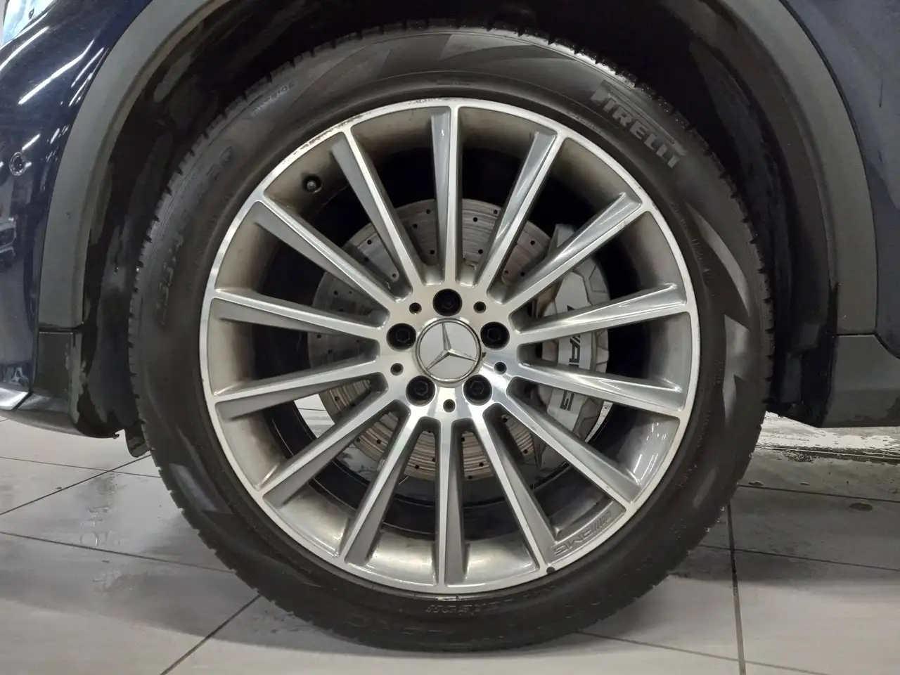 Mercedes-Benz GLC снимка Mercedes-Benz GLC