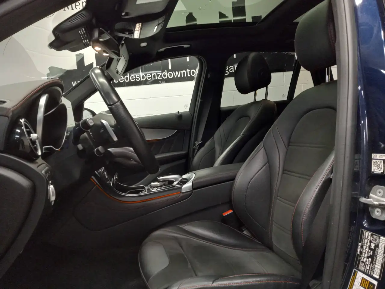 Mercedes-Benz GLC снимка Mercedes-Benz GLC