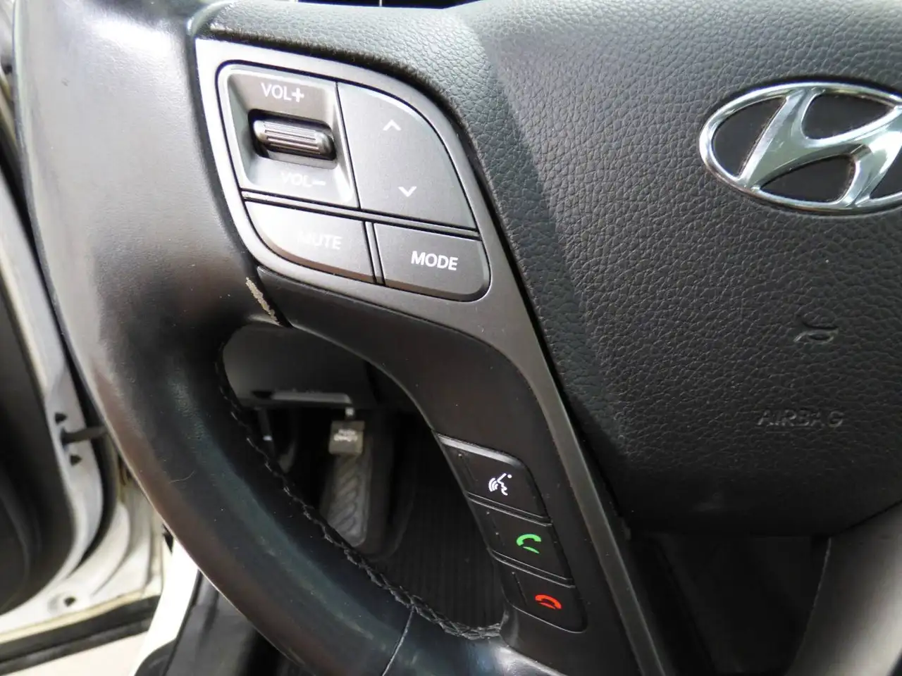 Hyundai SANTA FE снимка Hyundai SANTA FE