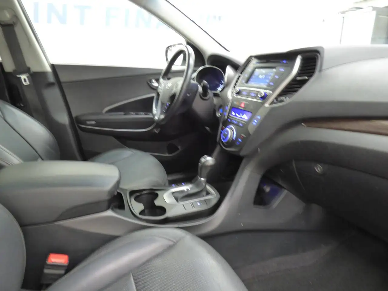 Hyundai SANTA FE снимка Hyundai SANTA FE
