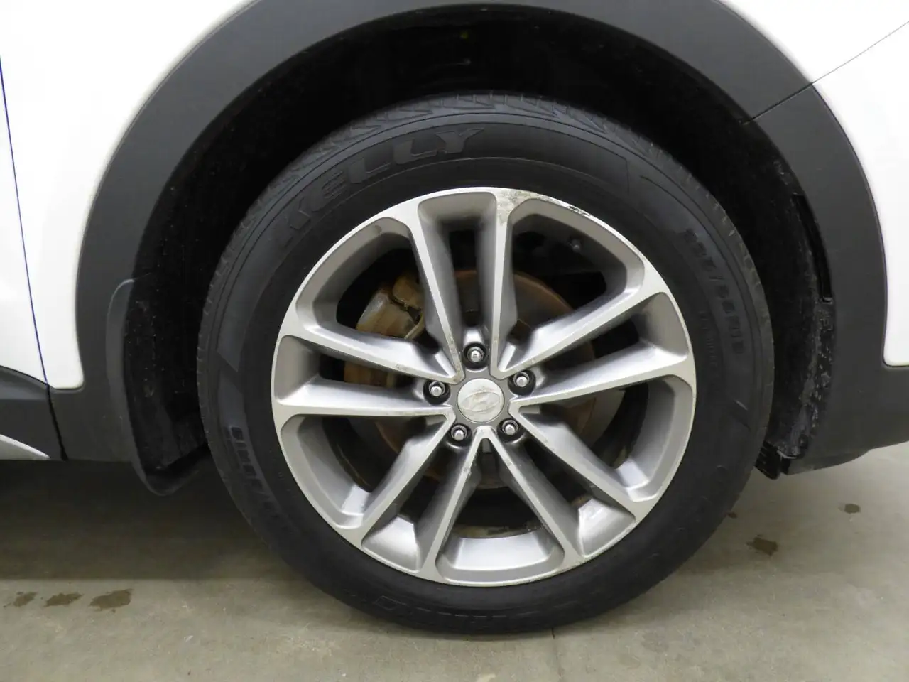 Hyundai SANTA FE снимка Hyundai SANTA FE