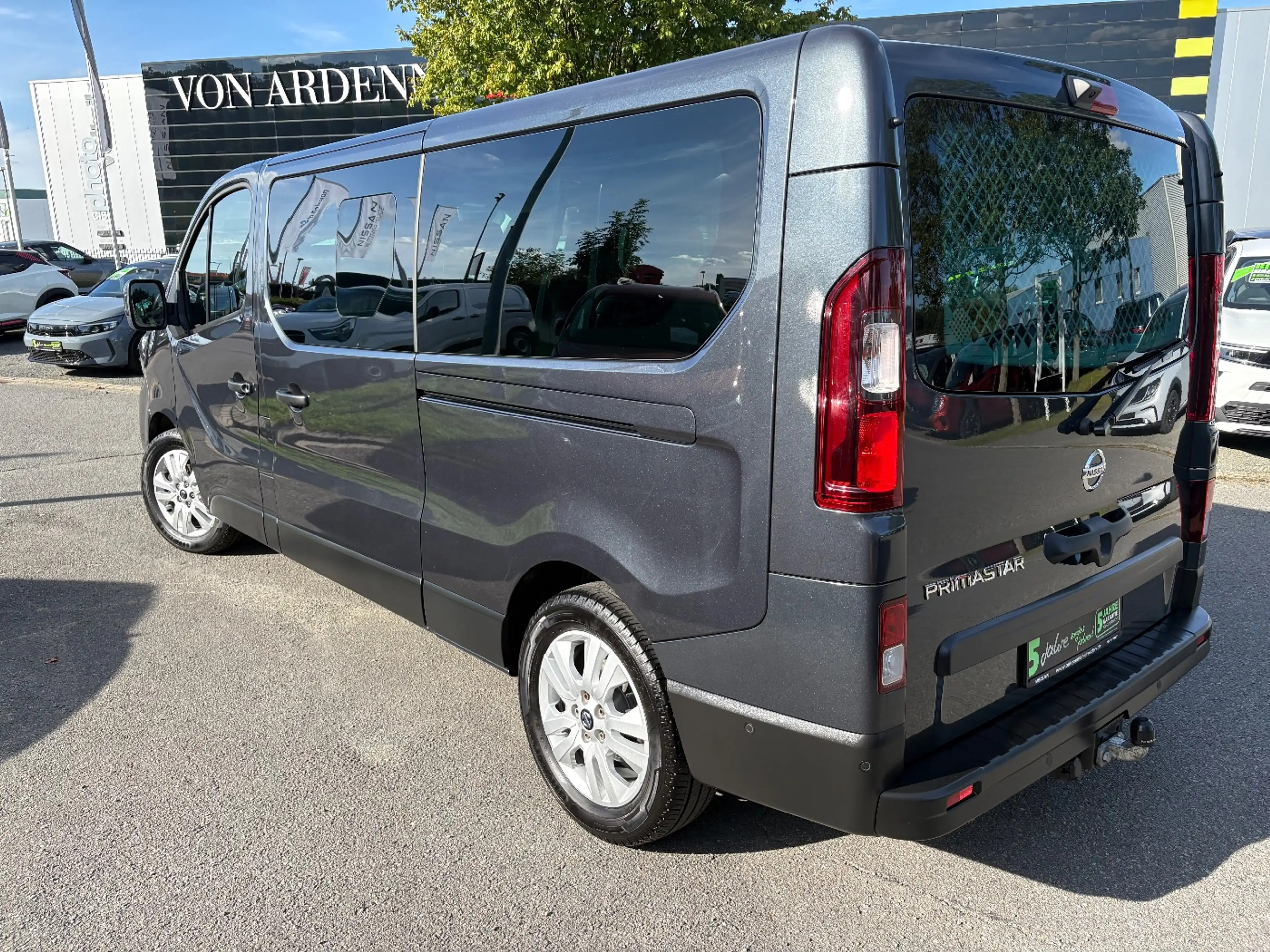 Nissan Primastar Kombi dCI 170 L2H1 3.0t Tekna LED+Navi — photo 6