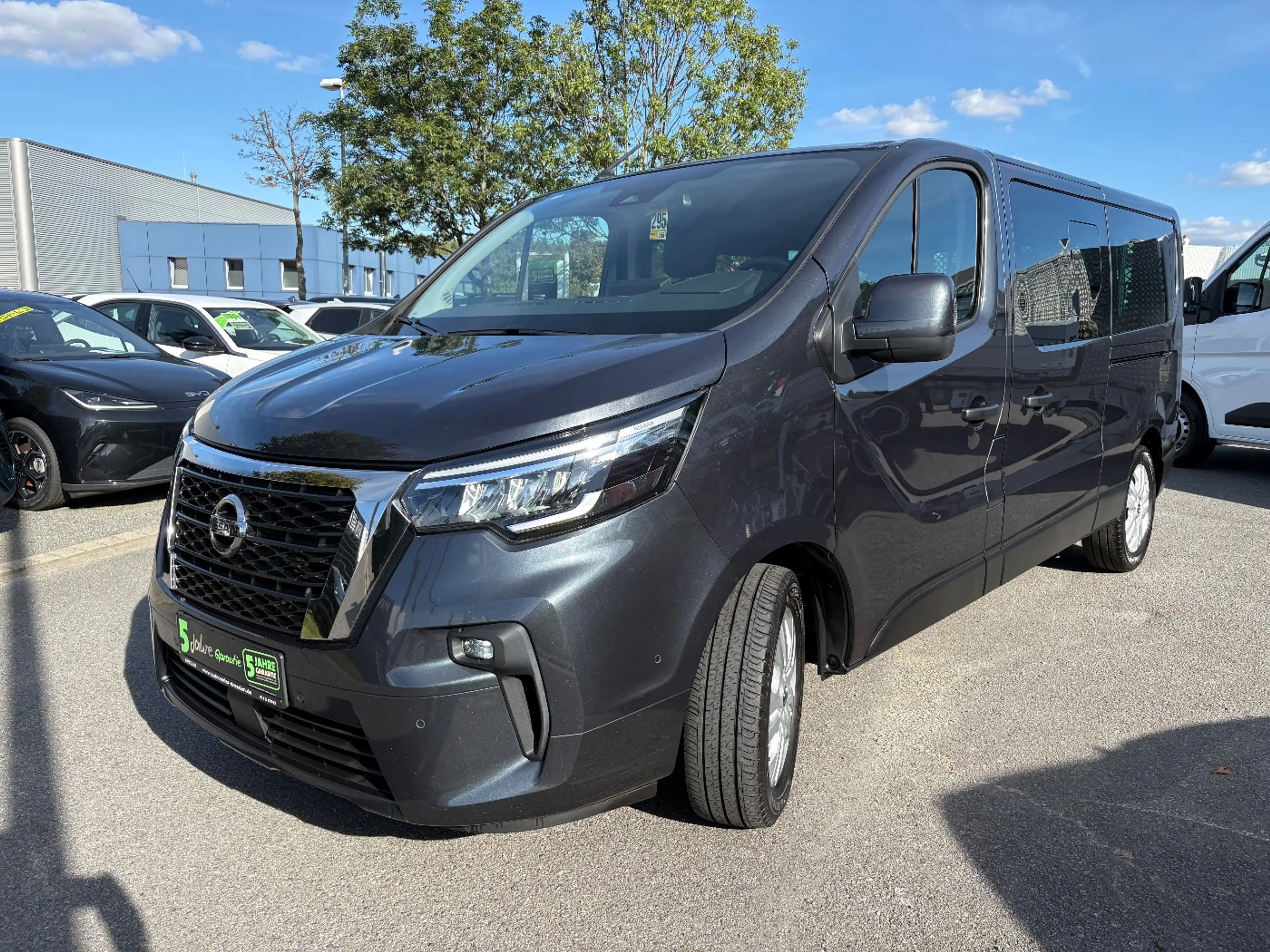Nissan Primastar Kombi dCI 170 L2H1 3.0t Tekna LED+Navi — photo 2