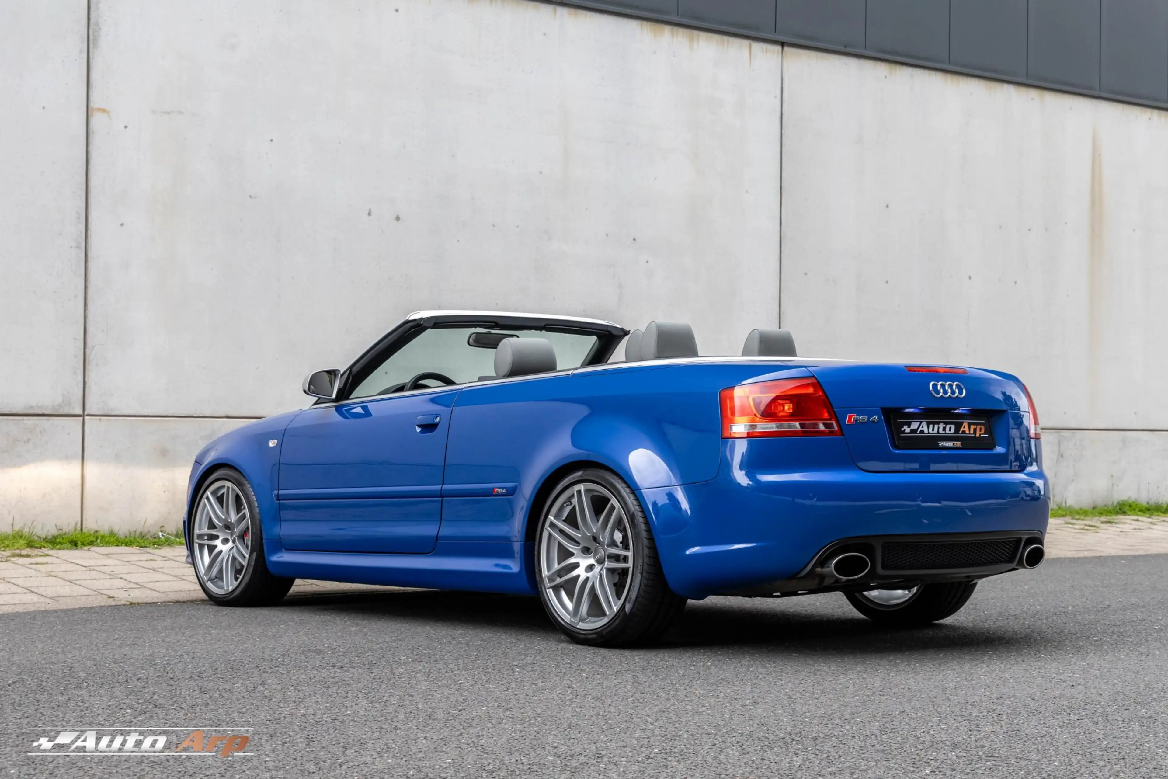 Audi RS4 A4 Cabriolet 4.2 V8 quattro — photo 8