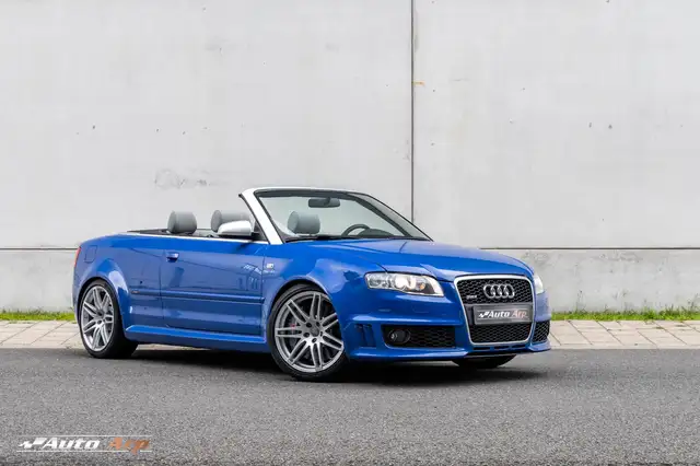 Audi RS4 A4 Cabriolet 4.2 V8 quattro
