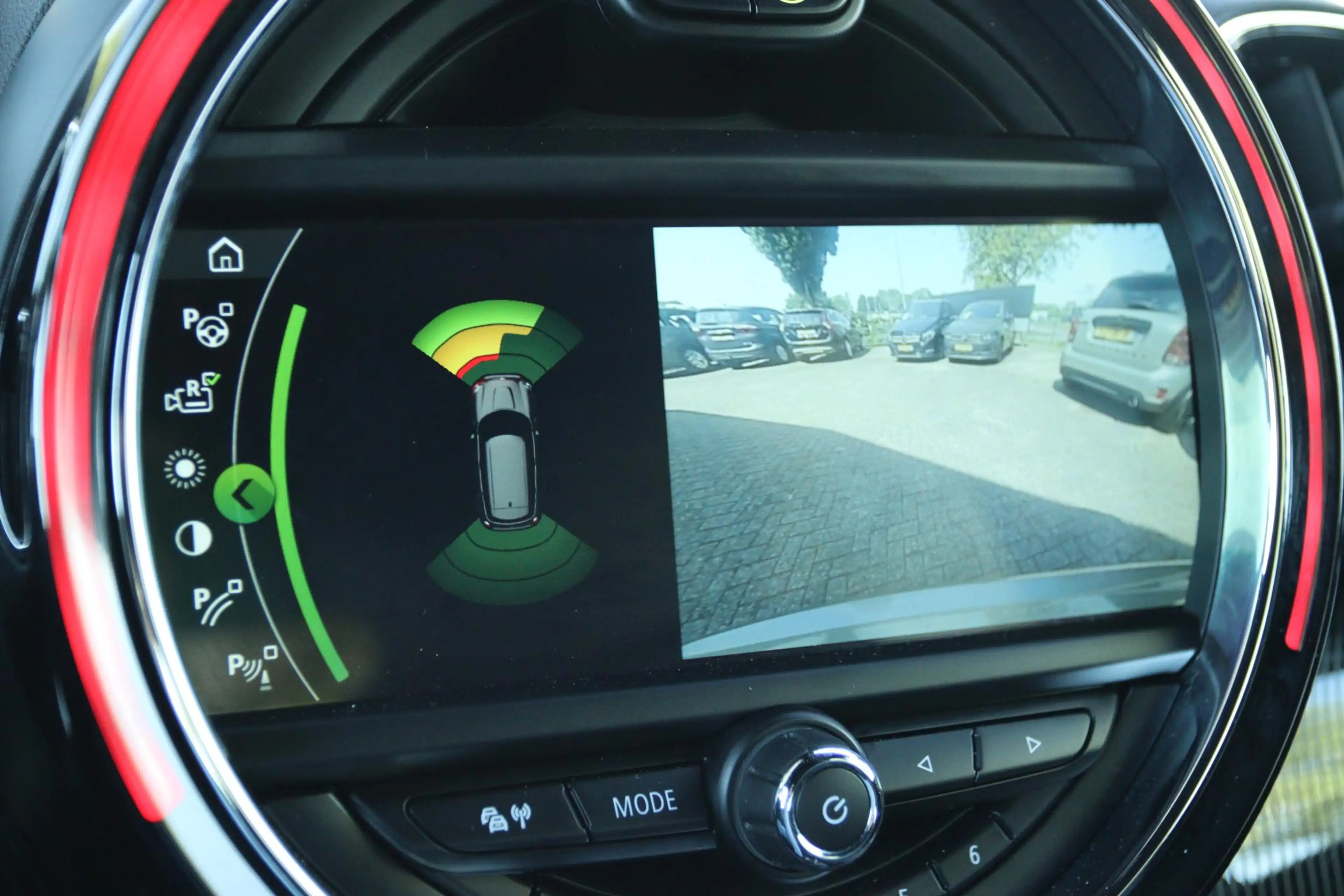 MINI John Cooper Works Countryman 2.0 S CHILI JCW 192PK AUT. | CAMERA | HARMAN/KARDO — photo 5