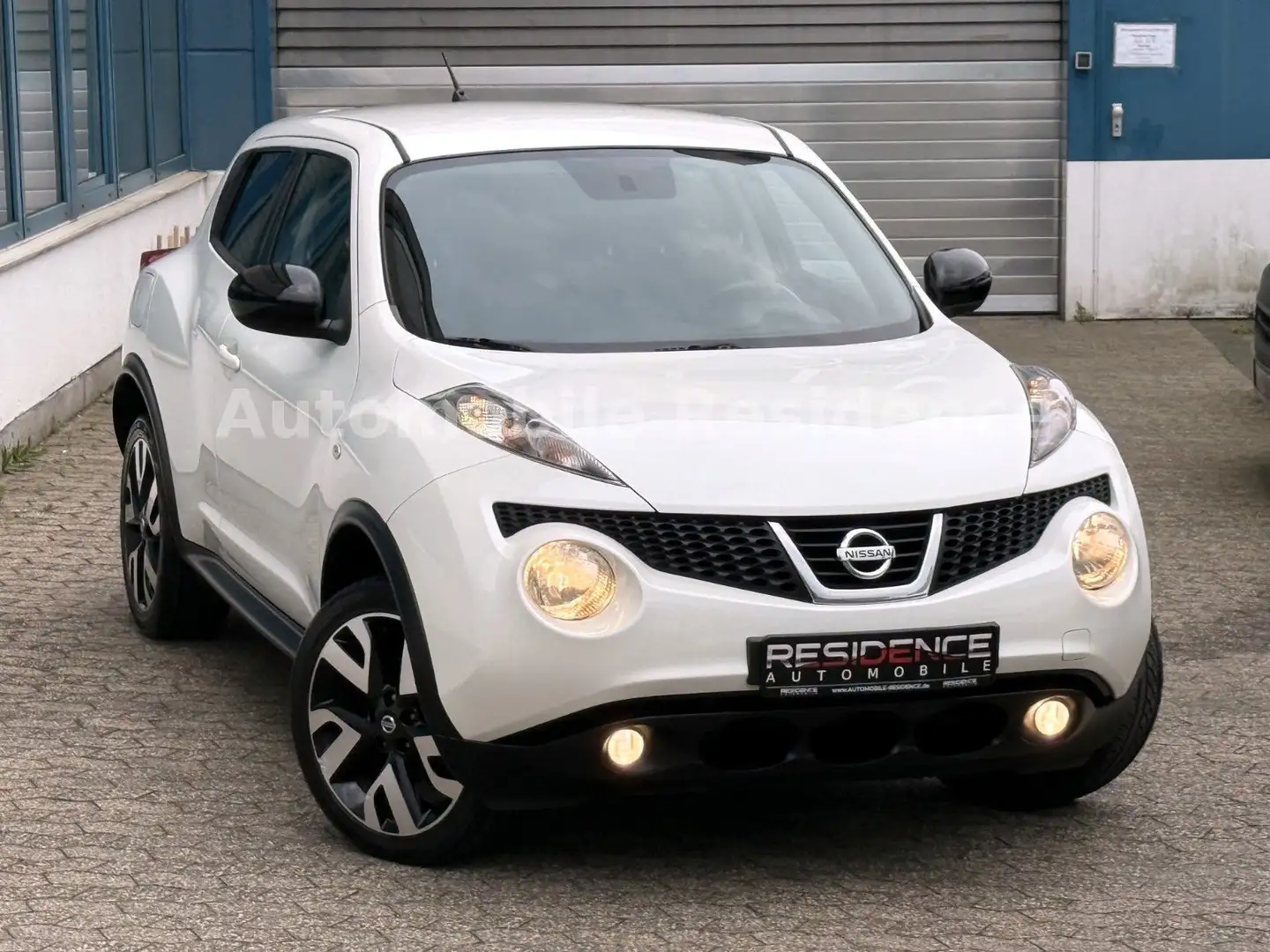 Nissan Juke N-Tec  Sport 1.6*NAVI*TEMP*CAM*ALU*PDC*1HD Blanc - 1