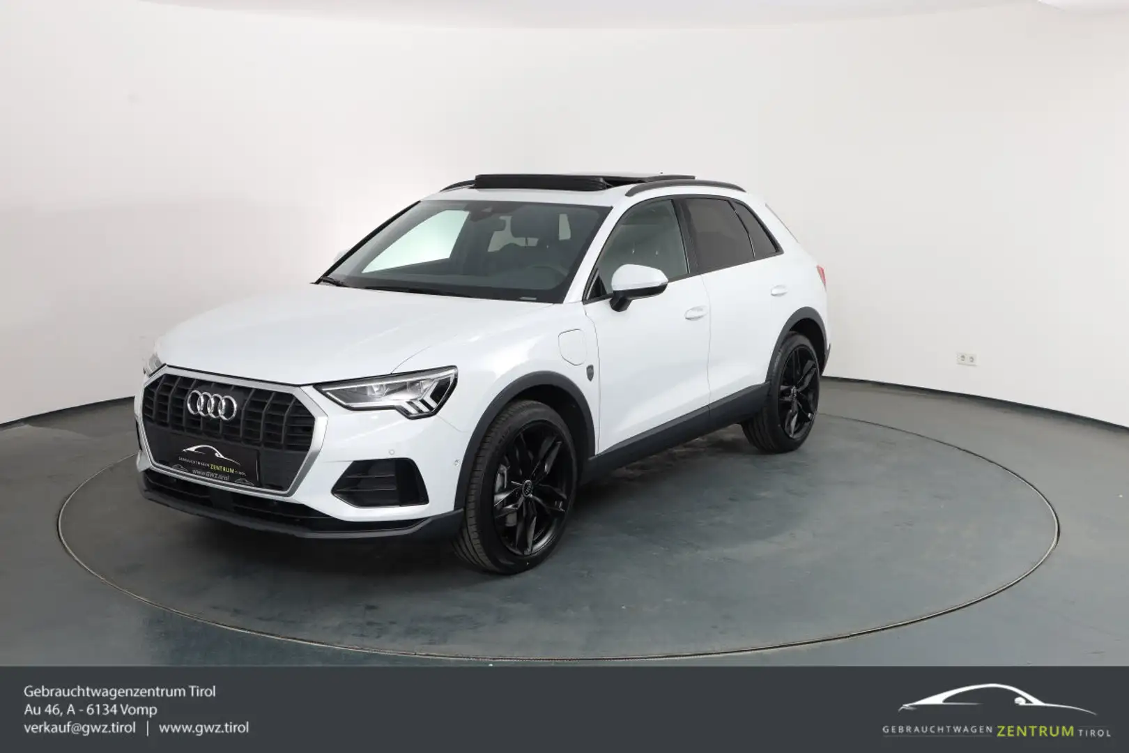 Audi Q3 45 TFSI e S-Line+ MEGAVOLL*NAVI*PANORAMADACH*WE... Weiß - 1