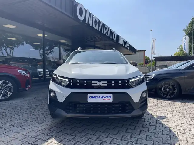 Dacia Sandero view 2