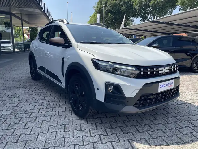Dacia Sandero view 3