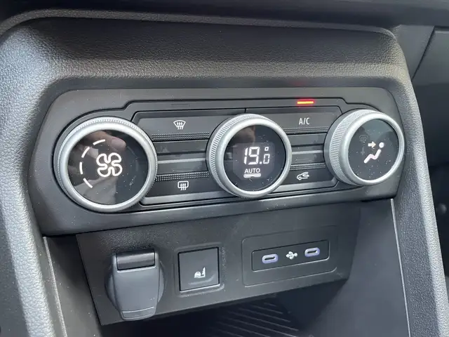 Dacia Sandero view 14