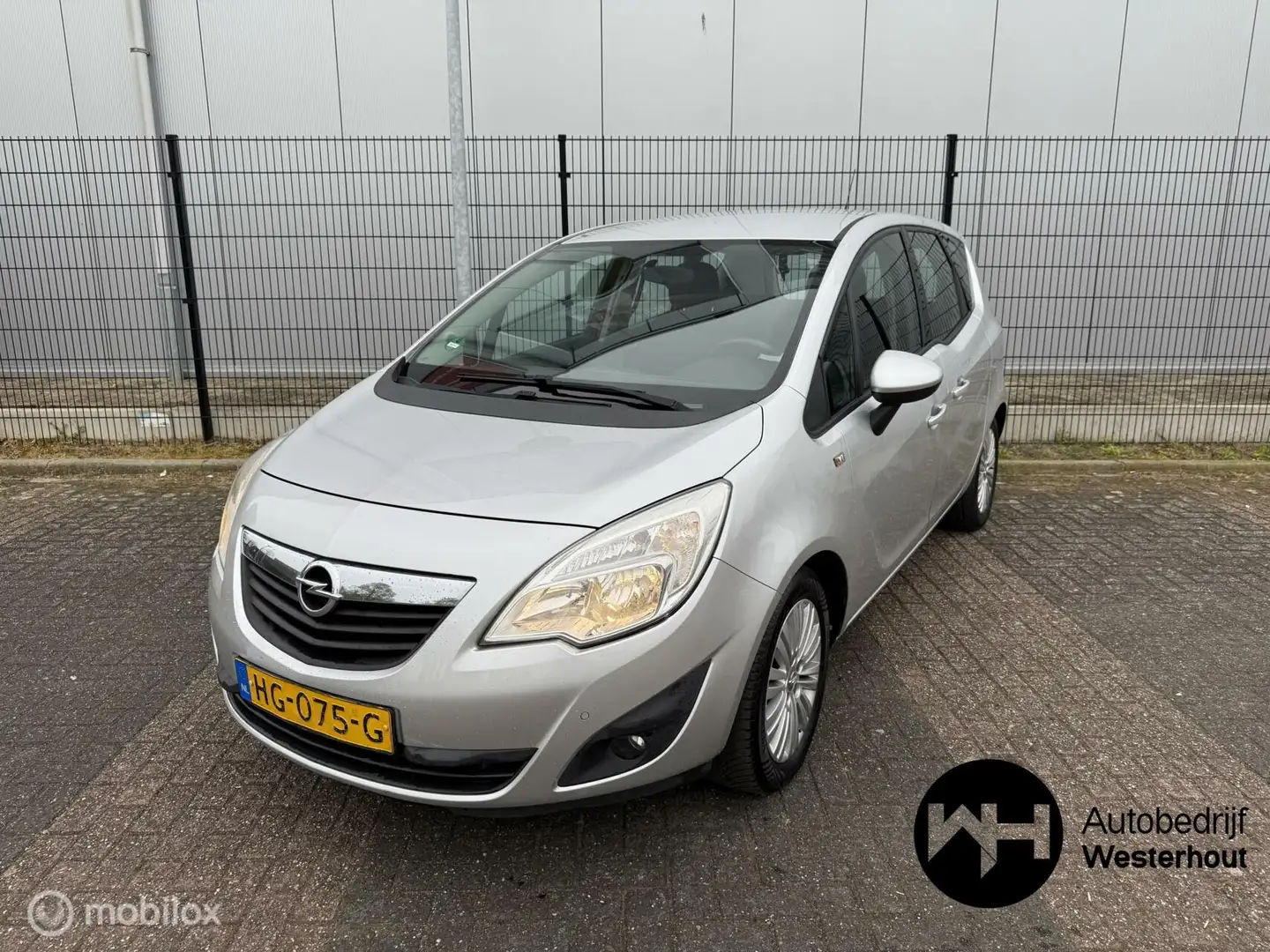 Opel Meriva 1.4 Turbo Cosmo Parkeersensor Airco Cruise control Grijs - 2