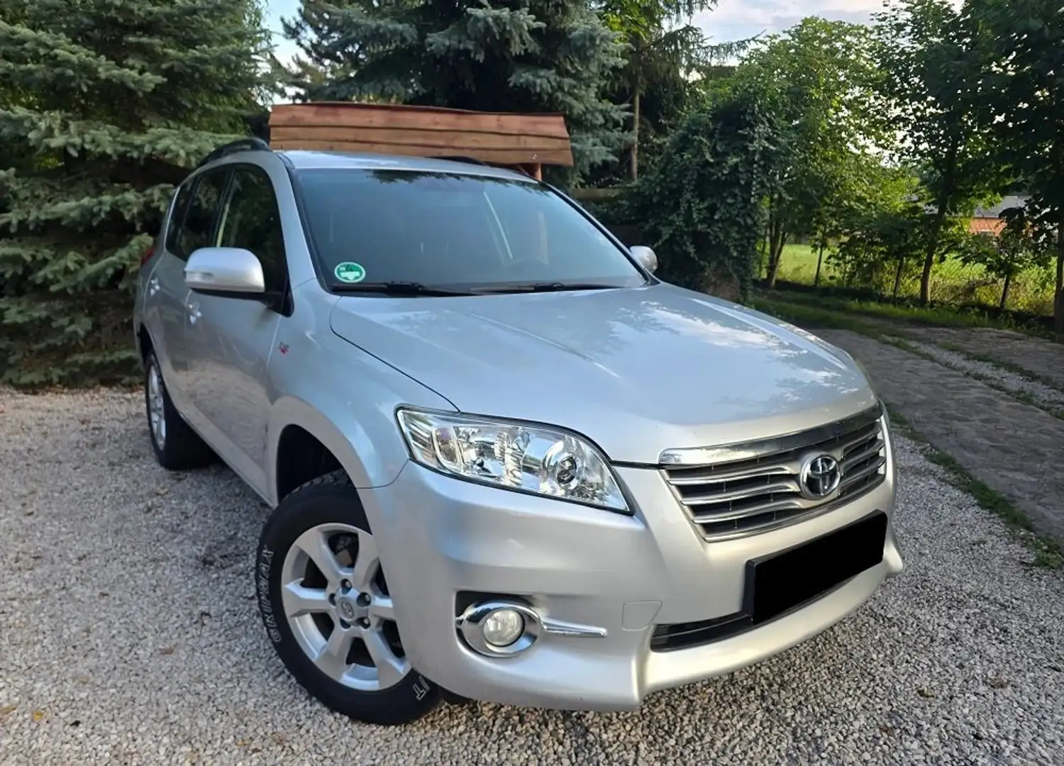 Toyota RAV 4 RAV 4 2.2 D-4D 4x4 Life Silber - 2
