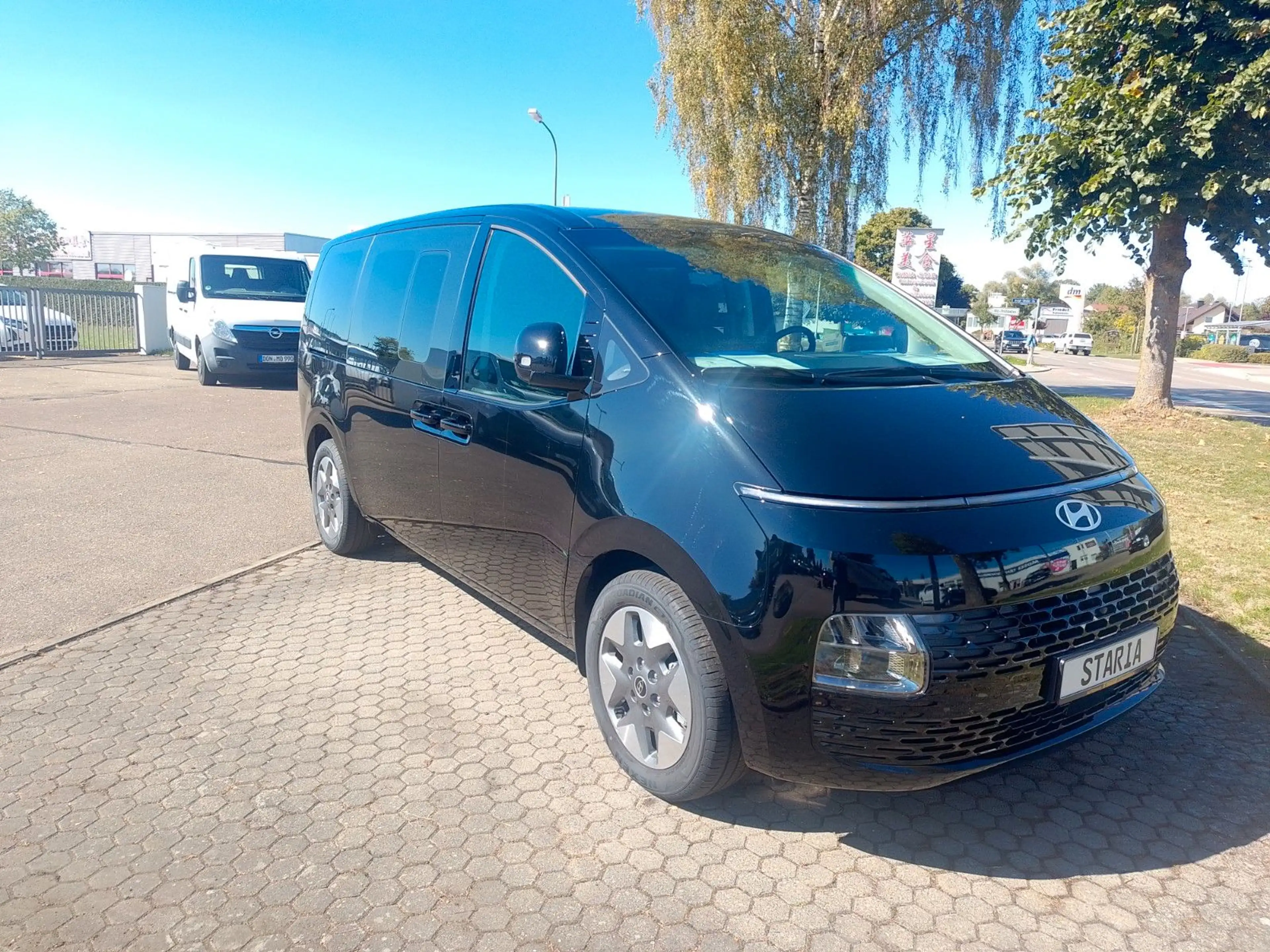 Hyundai STARIA Prime Hybrid 2WD 9-Sitze 360 — photo 2