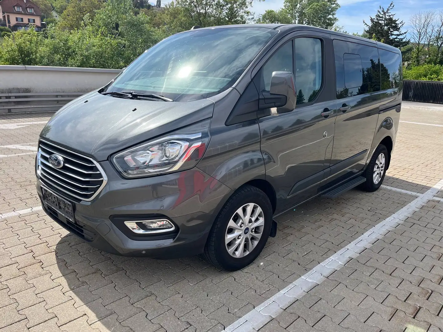 Ford Tourneo Custom Tourneo Custom 2,0 EcoBlue 320 L1 Trend Trend Grau - 2