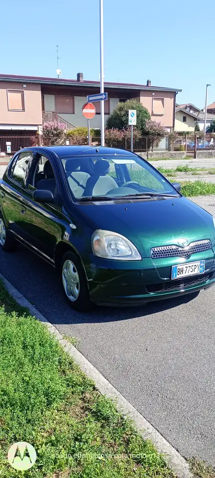 Toyota Yaris 5p 1.0, foto 1