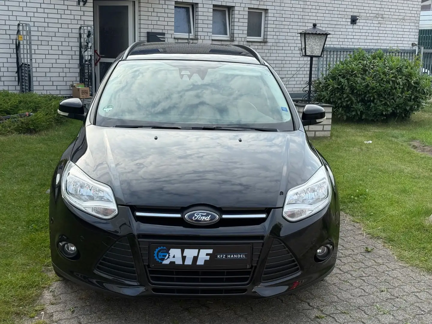 Ford Focus Turnier Sync Edition Noir - 2