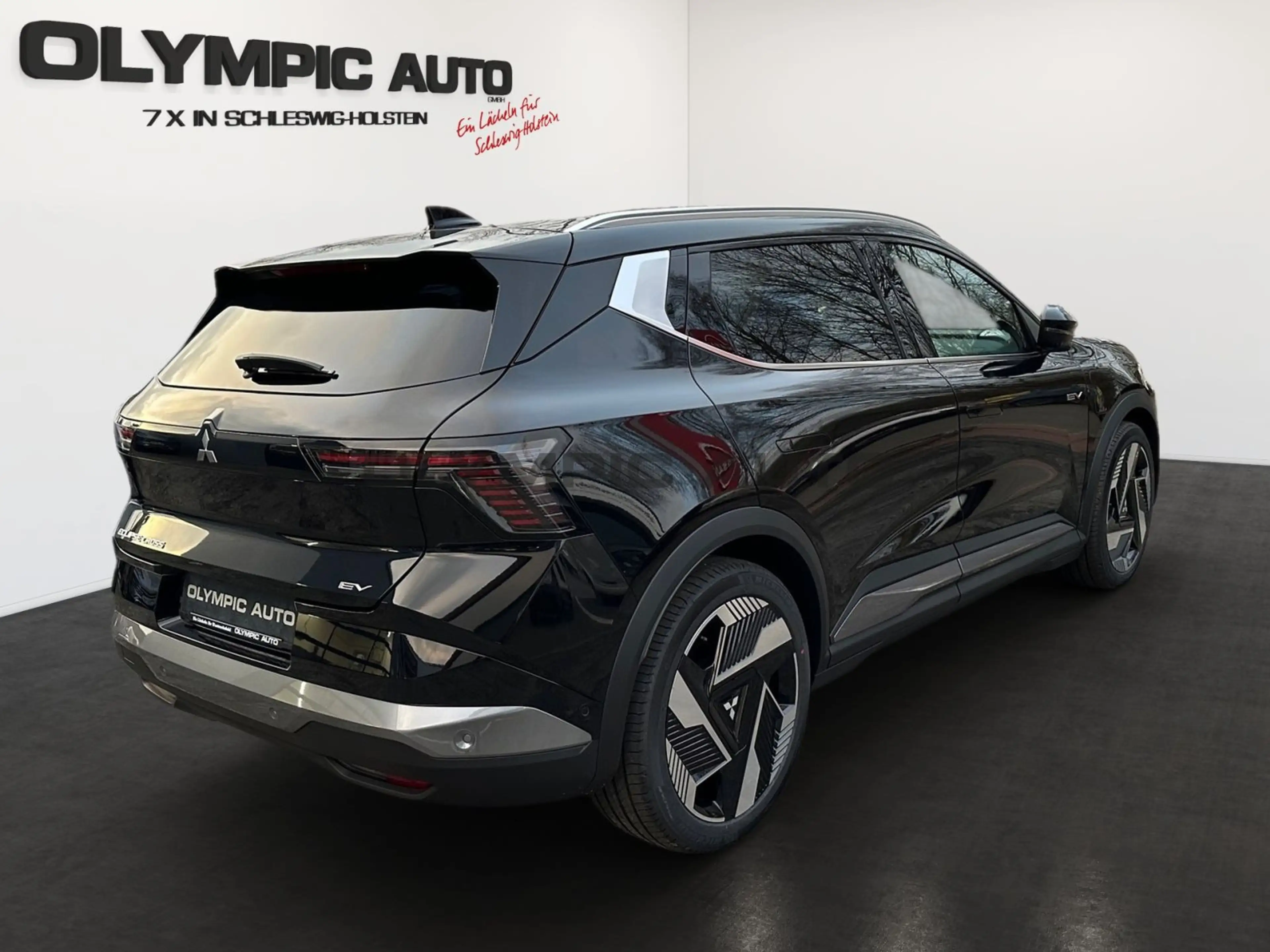 Mitsubishi Eclipse Cross Luxury-Paket 87 kWh (22kW) Soundsy — photo 3