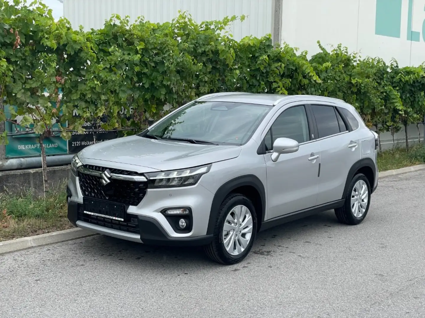 Suzuki S-Cross 1.4 HYBRID shine Silber - 1