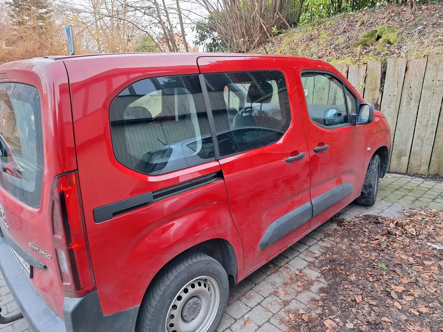 Citroen Berlingo 1.2 PureTech M Start S Rouge - 2