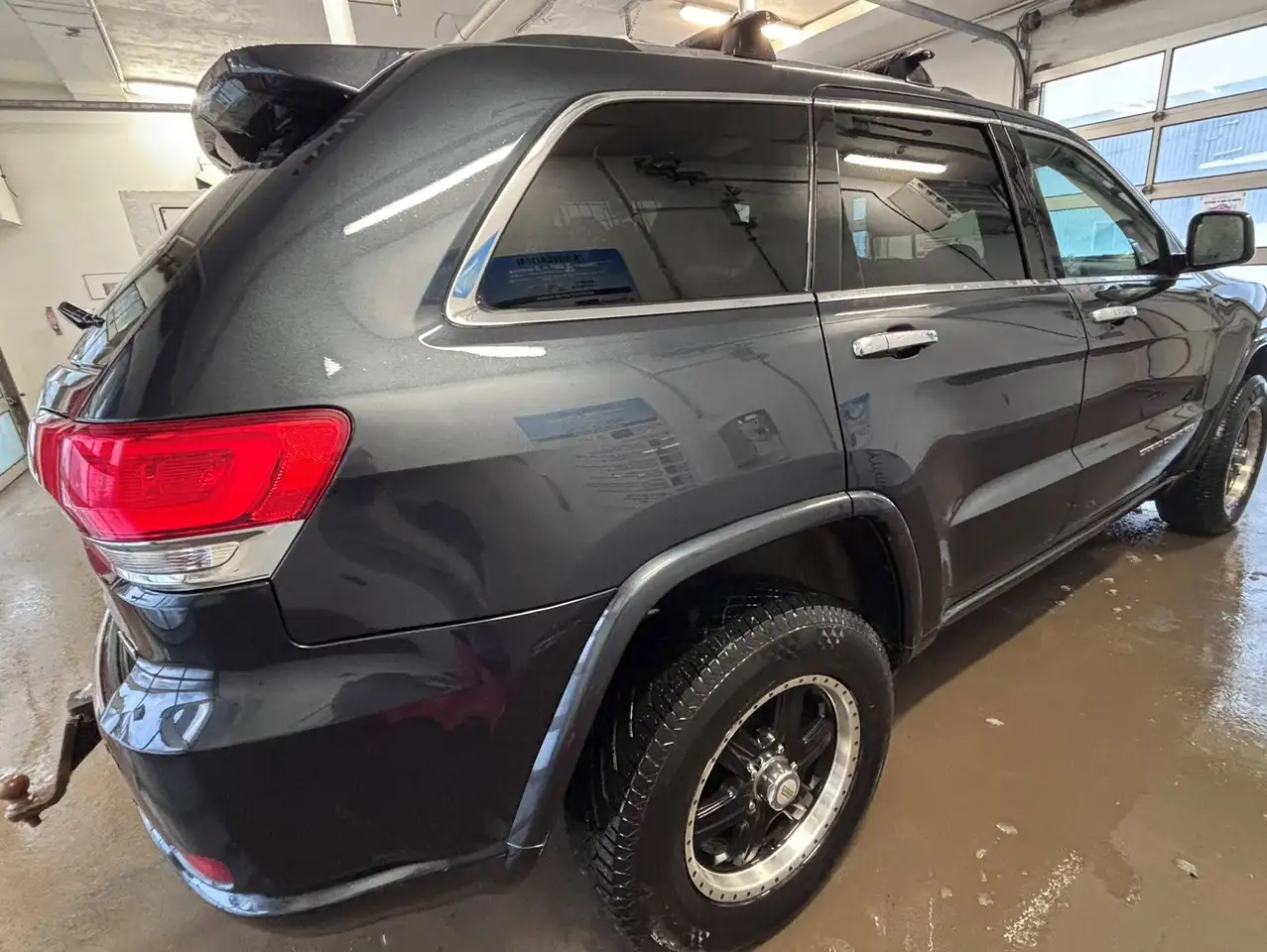 Jeep Grand Cherokee снимка Jeep Grand Cherokee